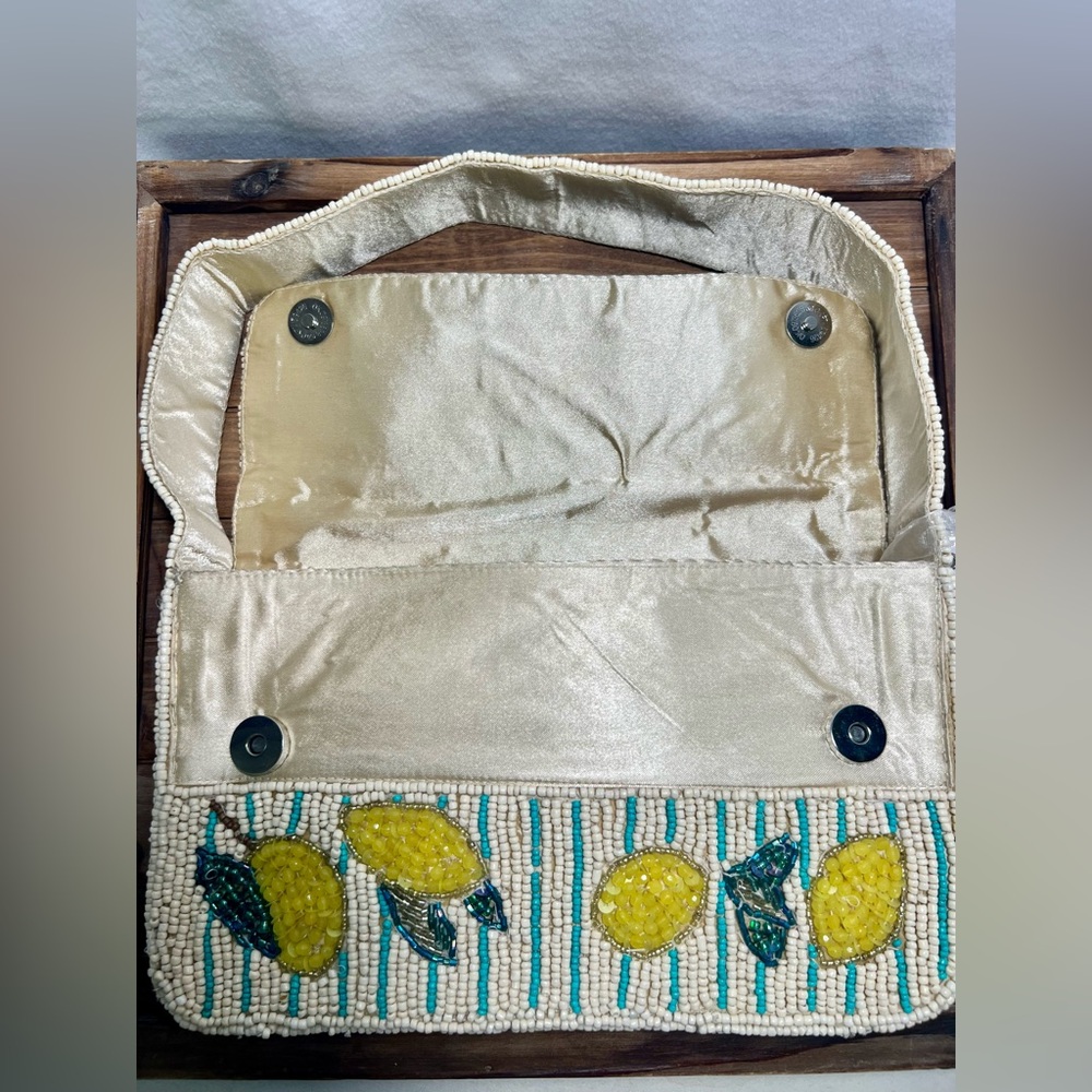 Viral Beaded Lemon Handbag!! - Picture 6 of 7
